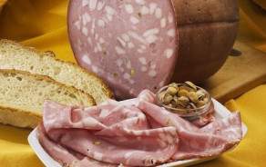 Mortadella Bologna - sliced