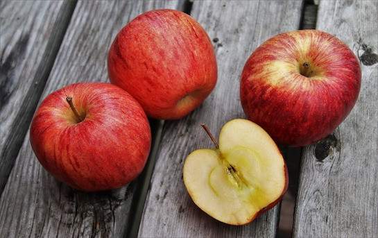 Gala apples (Swiss, Vaud)